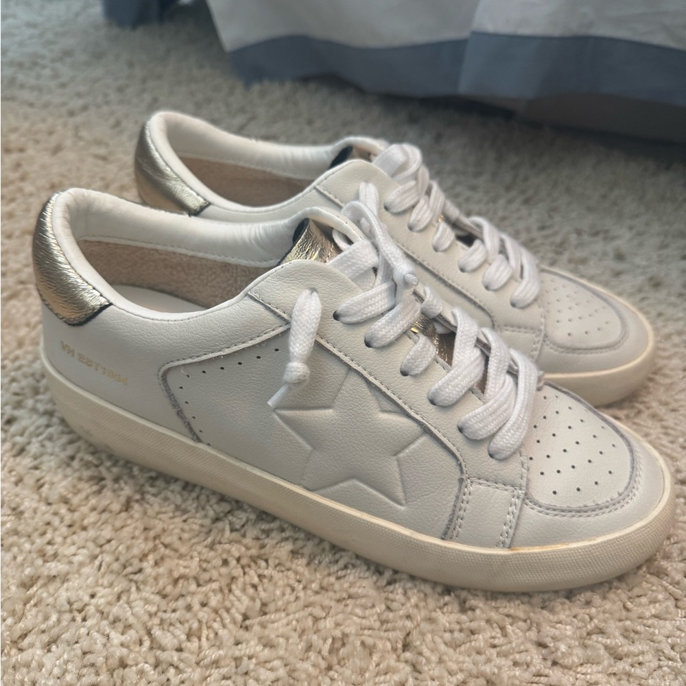 Vintage Havana Reflex White and Gold Star Sneakers Sz 7.5